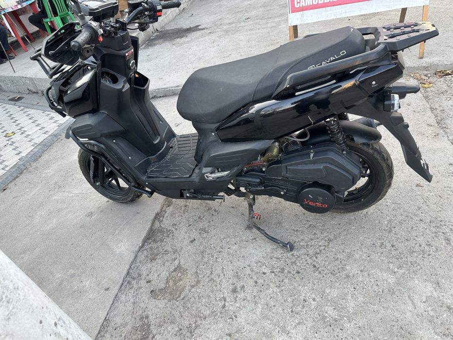 Скутер продается танк