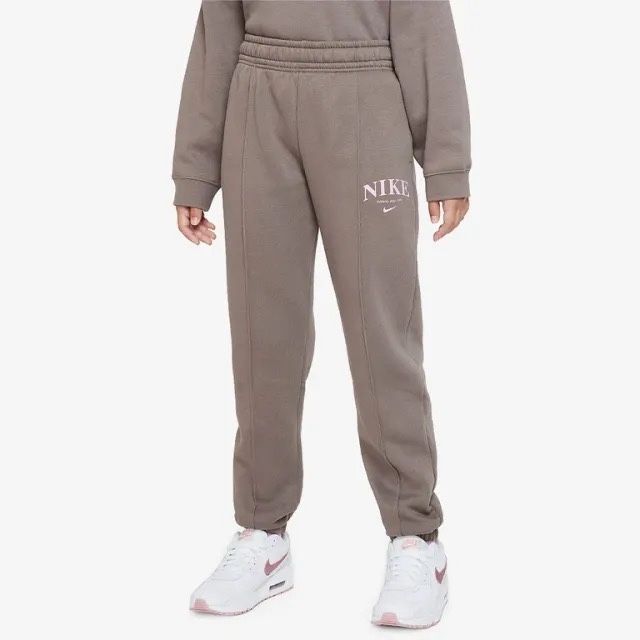 Дестко Долнище Nike