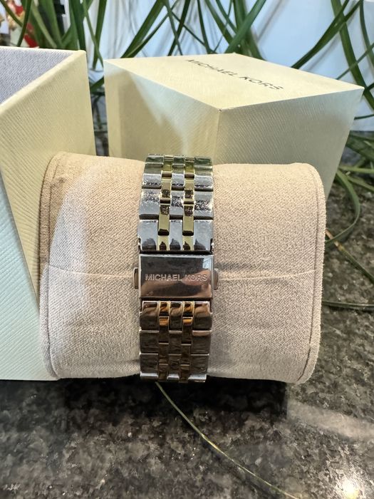 Часовник Michael Kors MK5057