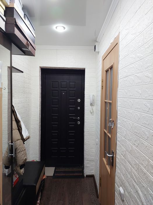 Продаётся 2х комнатная квартира(район 1 школы)