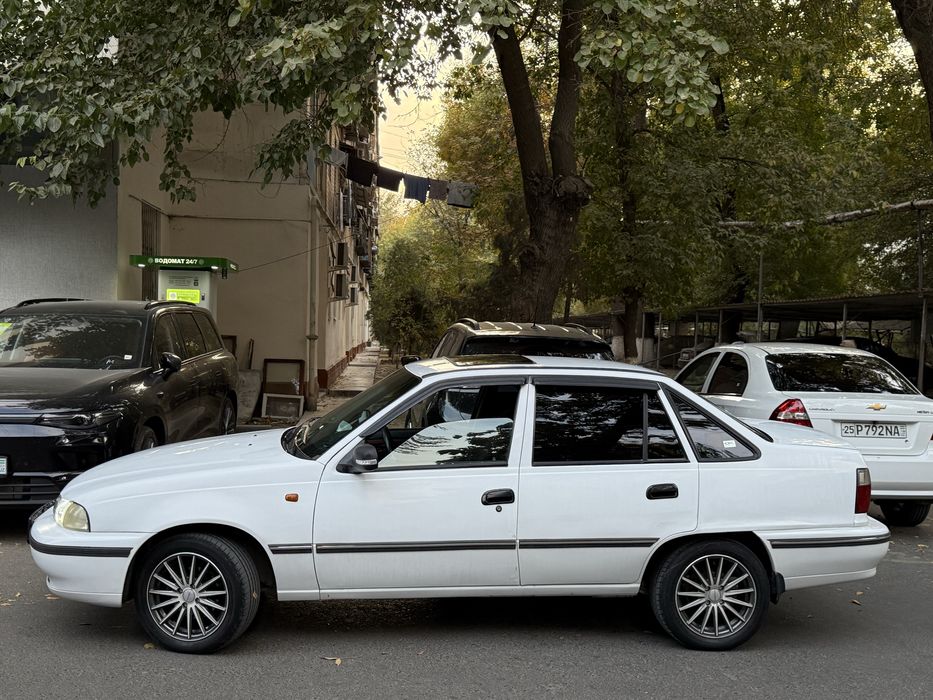 Nexia 1 / 2007 ishi yoq gazi bor 100 talik