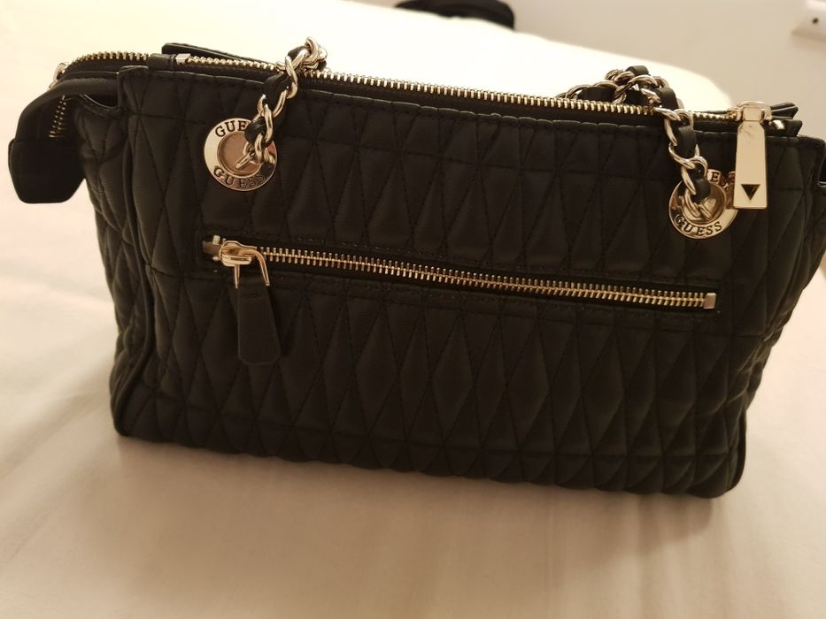 Дамска чанта Guess