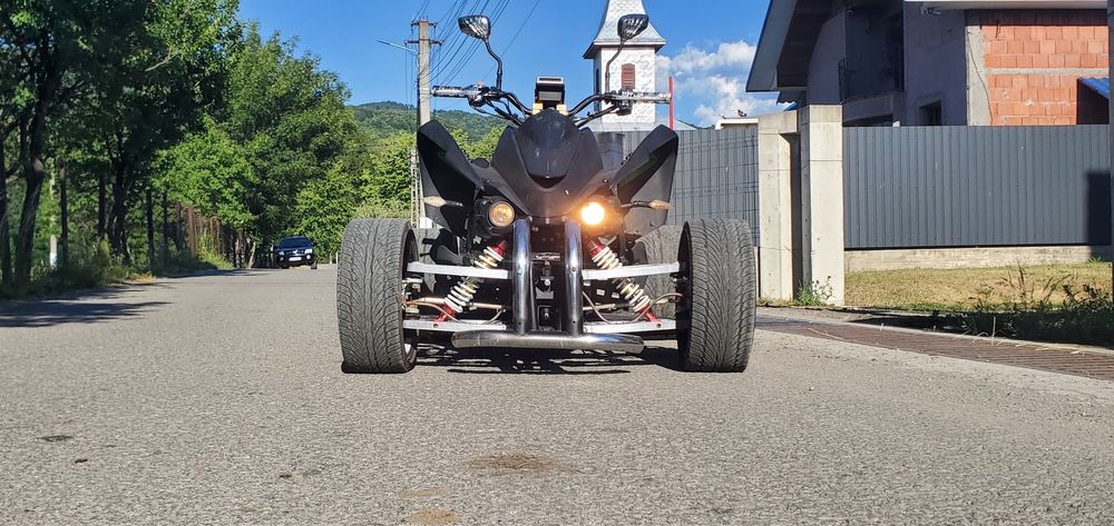 Vand Atv 250cc stare perfecta
