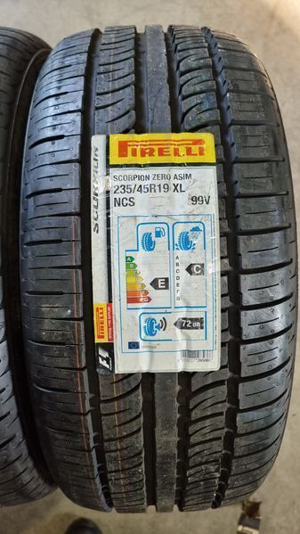 235/45/19 Pirelli 4piese