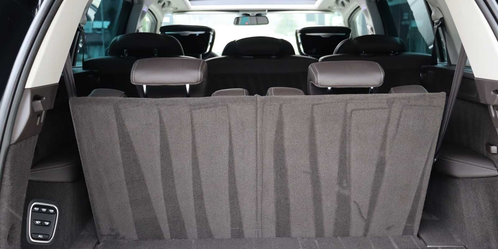 Renault Espace / INITIALE PARIS / 7 Locuri /Masaj /Memori /125.000 km