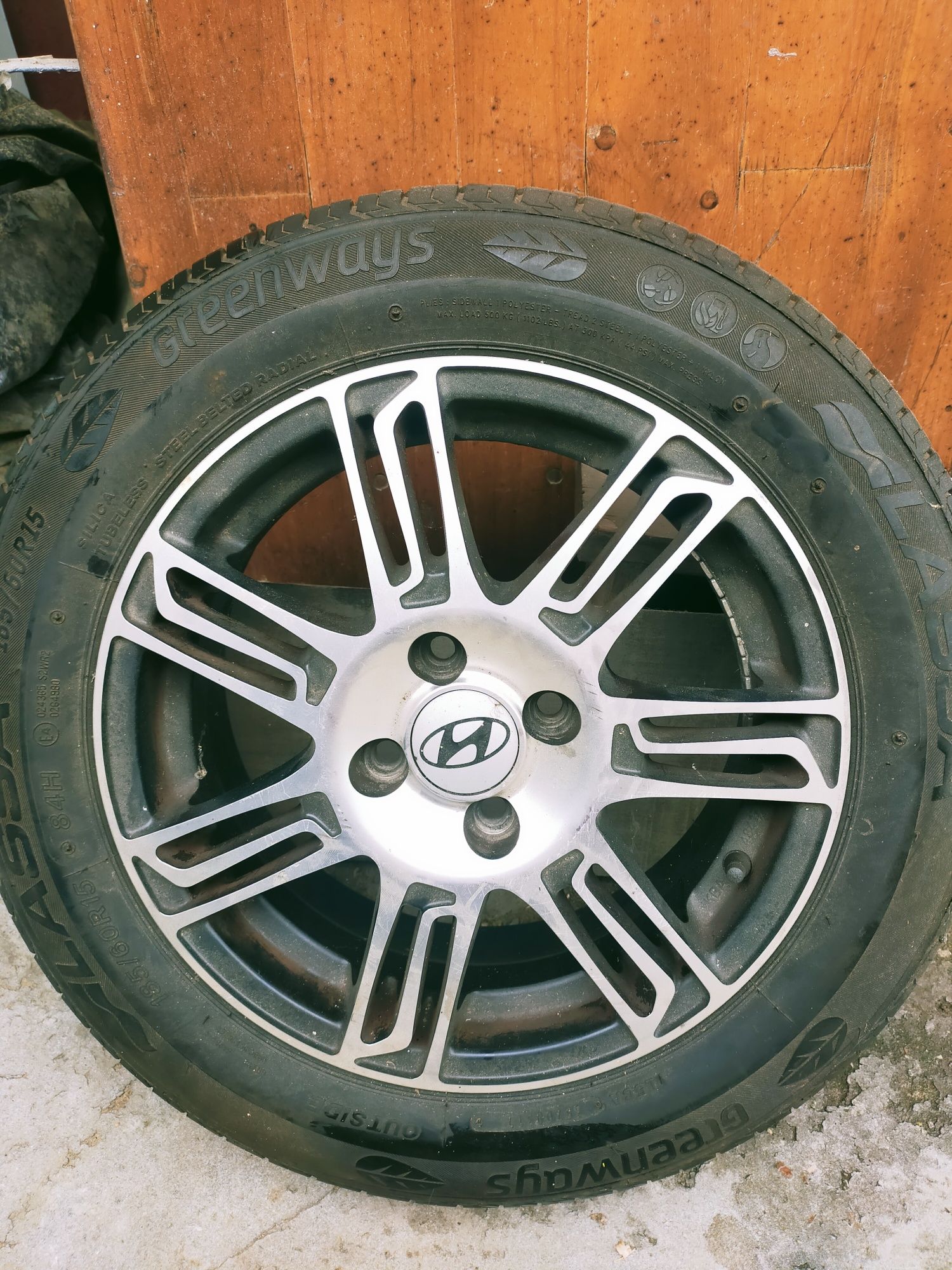 Roti și anvelope 19 VW Tiguan 15" Hyundai- Pirelli/Continental