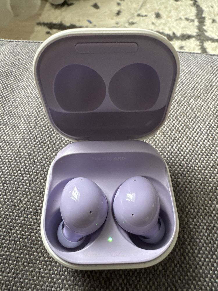 Galaxy buds2 purple