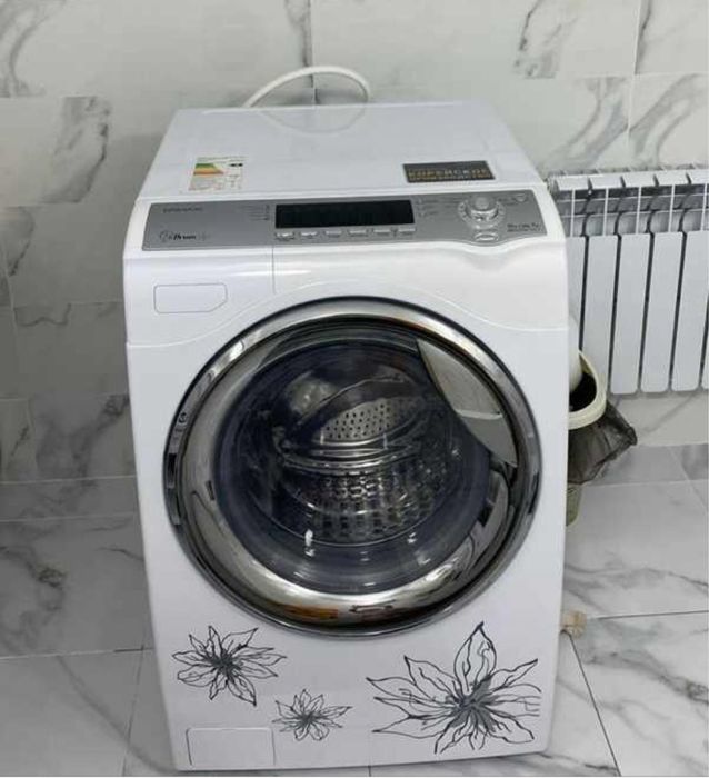Продам стиральную машинку с сушкой