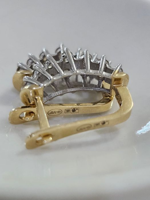 585 Серьги с бриллиантами