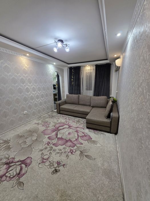 Центре Города 2х комнатная квартира 3 этаж ТУРКЕСТАНСКАЯ СПУТНИК