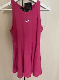 Rochita tenis roz Nike