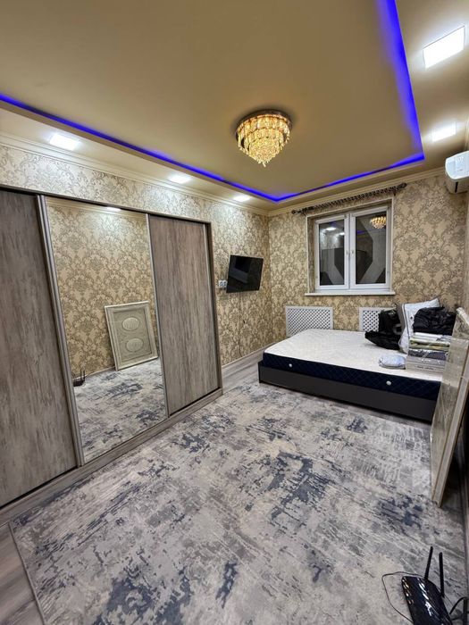 Сдаётся КВАРТИРА 5/9/9 на 111м2 ул. Чехова, метро Ойбек