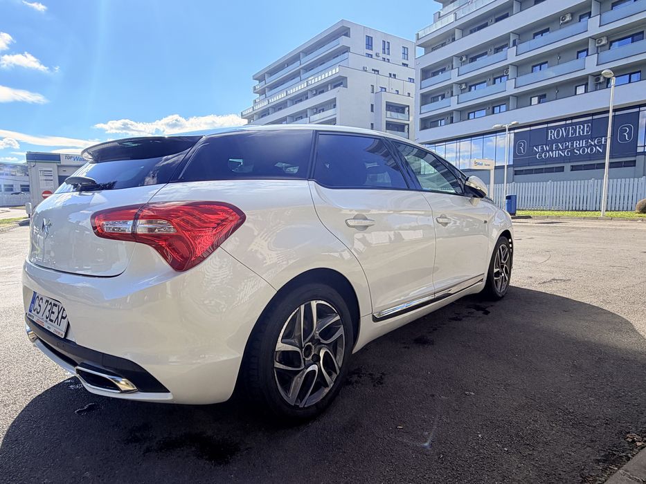 Citroen ds5 hibrid02: motorina +electric