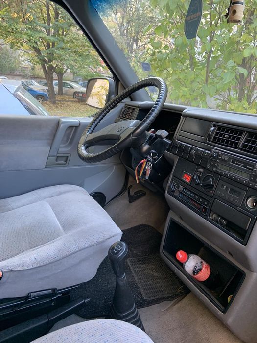 VW Multivan мини ван - кемпер