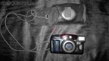 Ретро Фотоапарат със зум и лента CANON