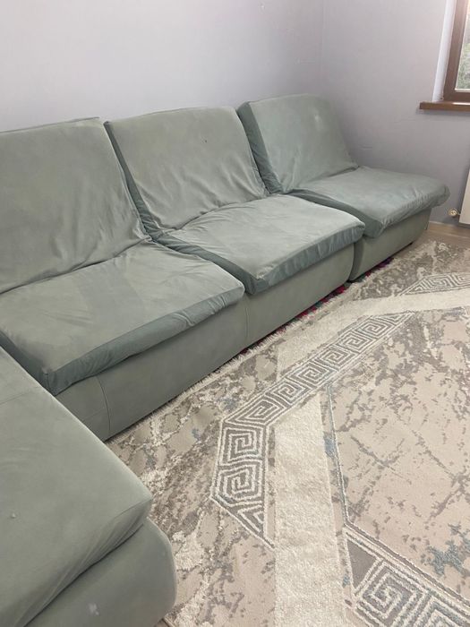 Продается диван в хорошем состоянии