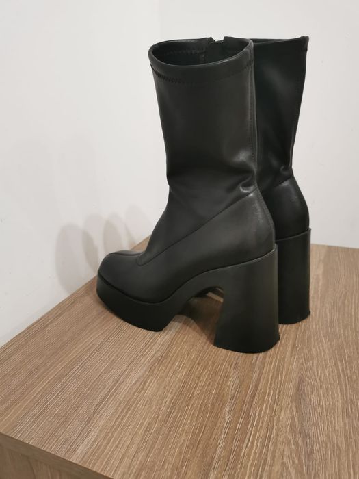 Ghete Stradivarius 37
