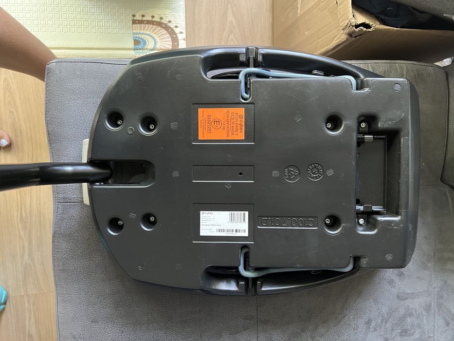 Aton 5 + Aton Base2 Столче за кола + база