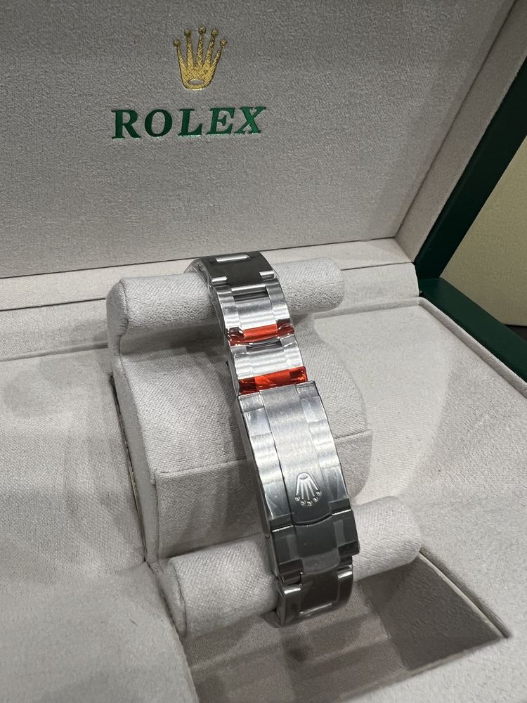 Часы Rolex Oyster Perpetual