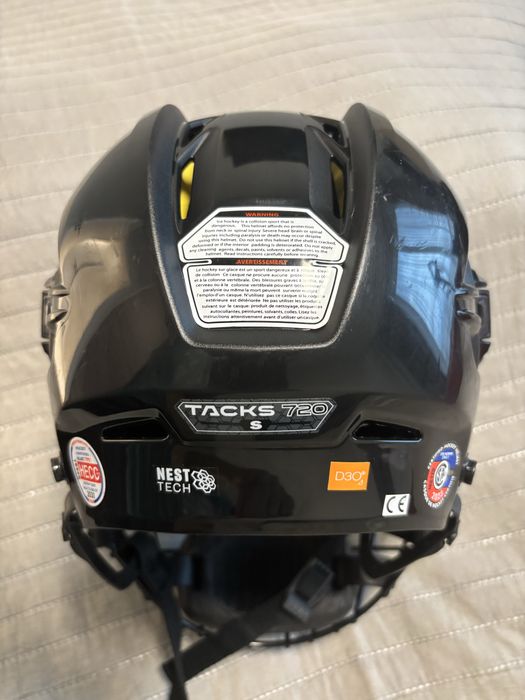 CCM 720 хокейна каска - senior size S