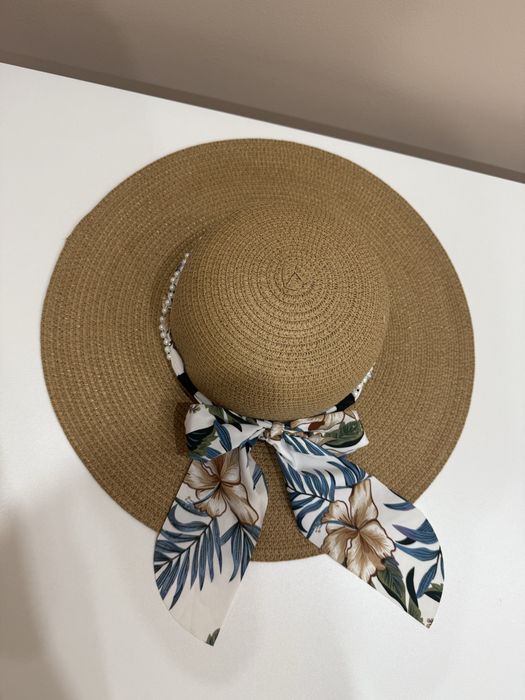 Продам шляпу женскую НОВУЮ! 56-58 размер