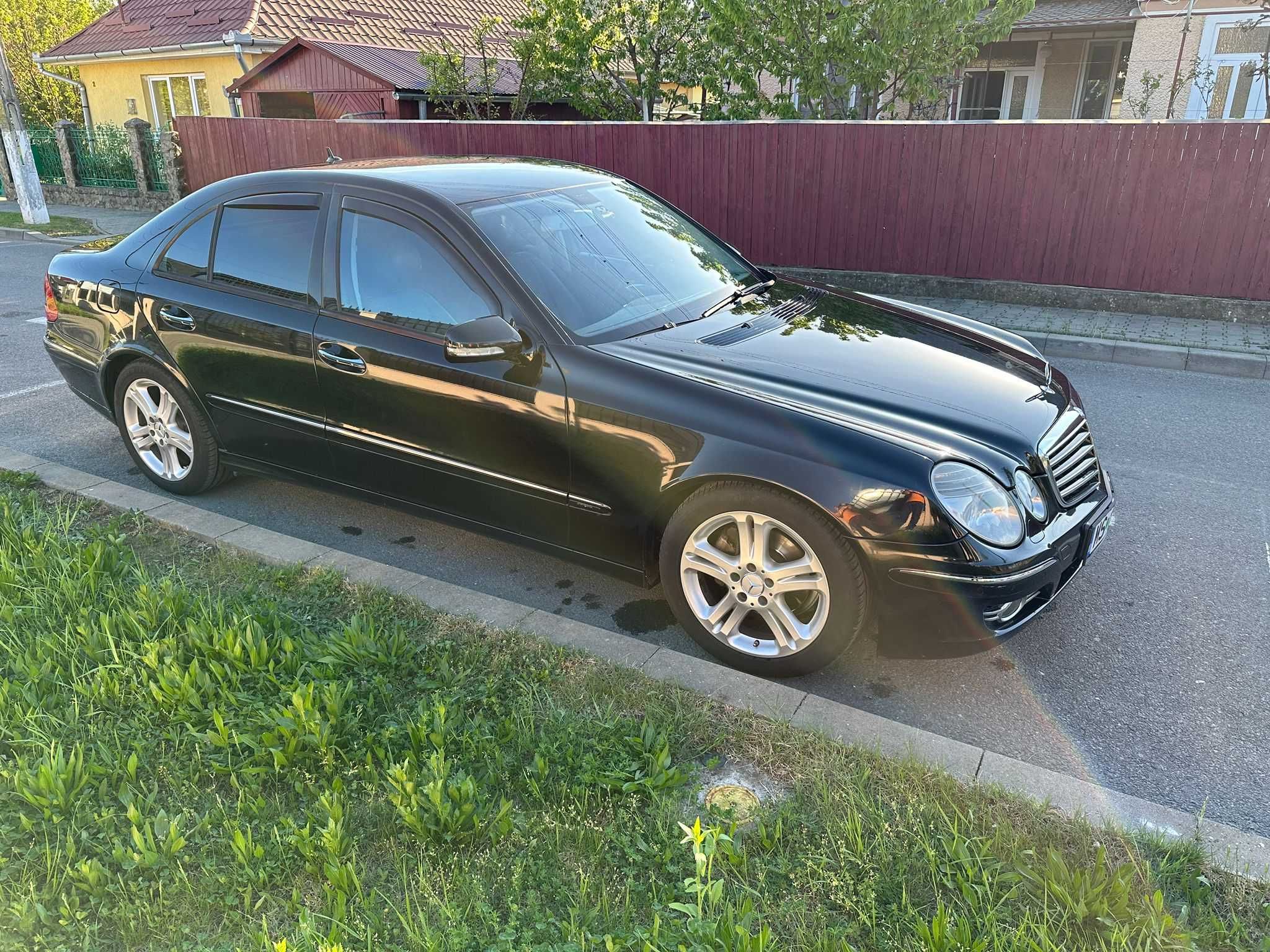 Mercedes E 220 cdi Avantgarde 170 CP AN 2009