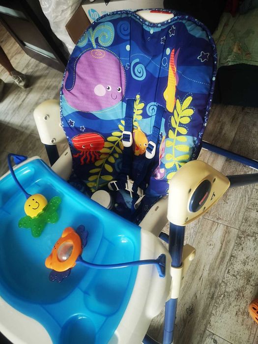 Scaun masa reglabil,pliabil,detasabil,lavabil copil bebe Fischer Price