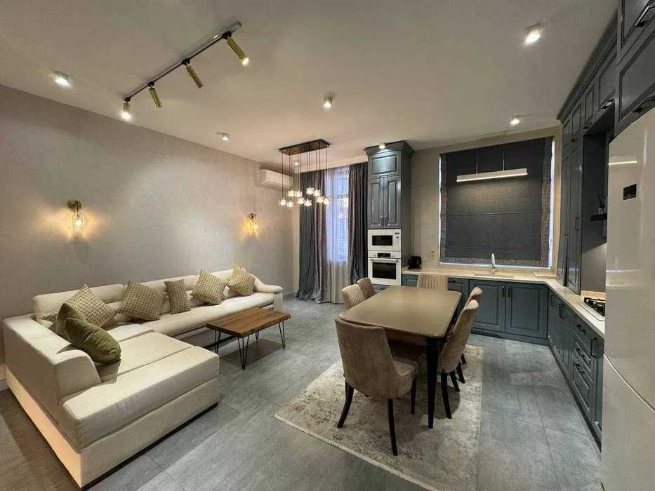 Maksim Gorky metro 2-room apartment in Mirzo-Ulugbek, Buyuk Ipak Yuli