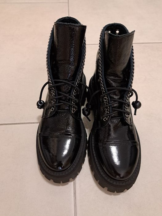 Ghete toamna fete piele neagra lacuita