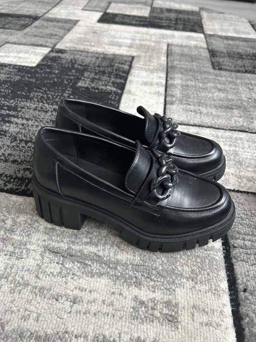 Mocasini din piele negrii groși