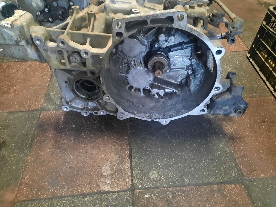 cutie viteze manuala 6 trepte jeep compas patriot 2.0crd