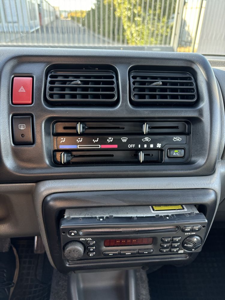 Suzuki Jimny 1.3 Benzina 4X4 Cuplaj Mare Mic 4 Locuri Clima AC