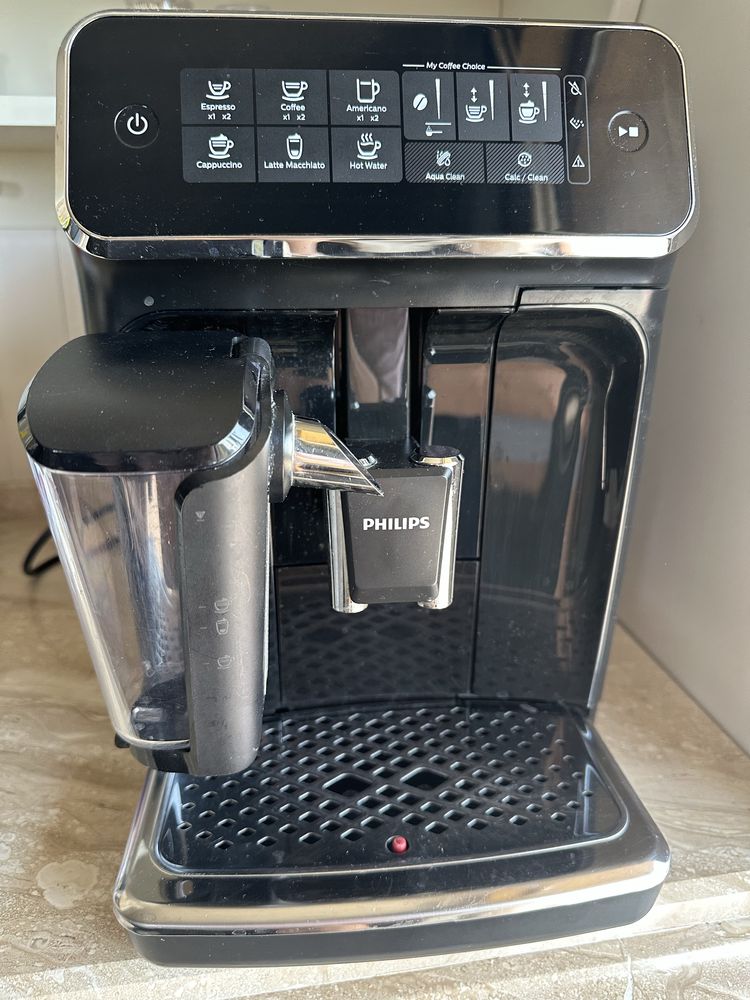 Кафемашина Philips Филипс серия 3200