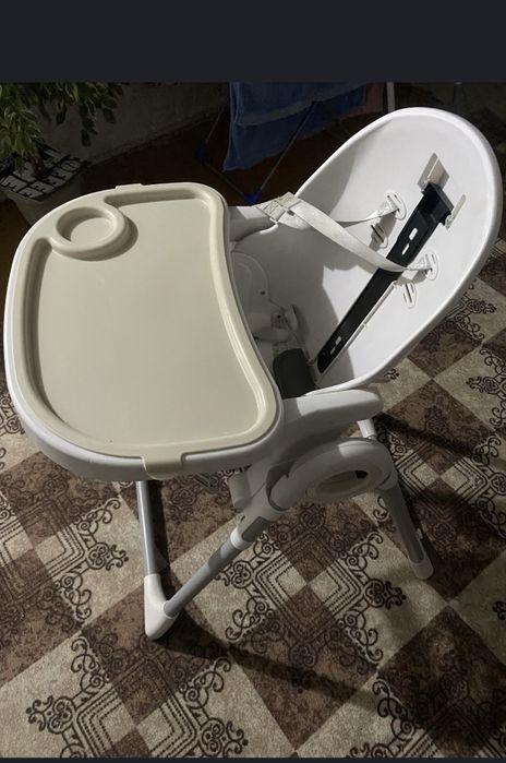 Детский стульчик для кормления