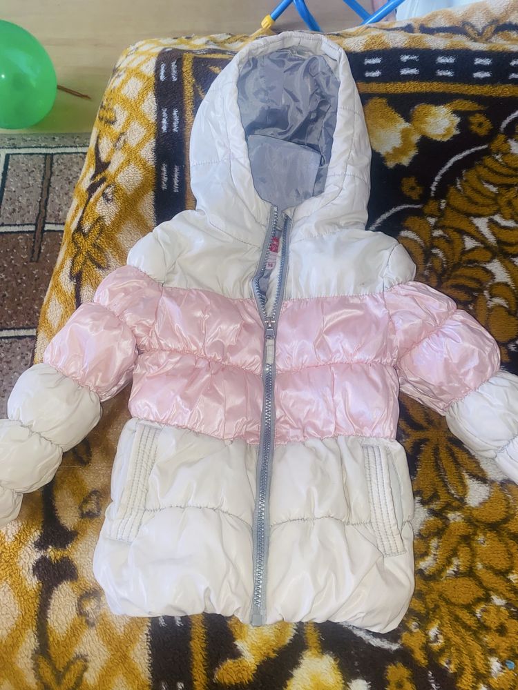 Продам куртку………