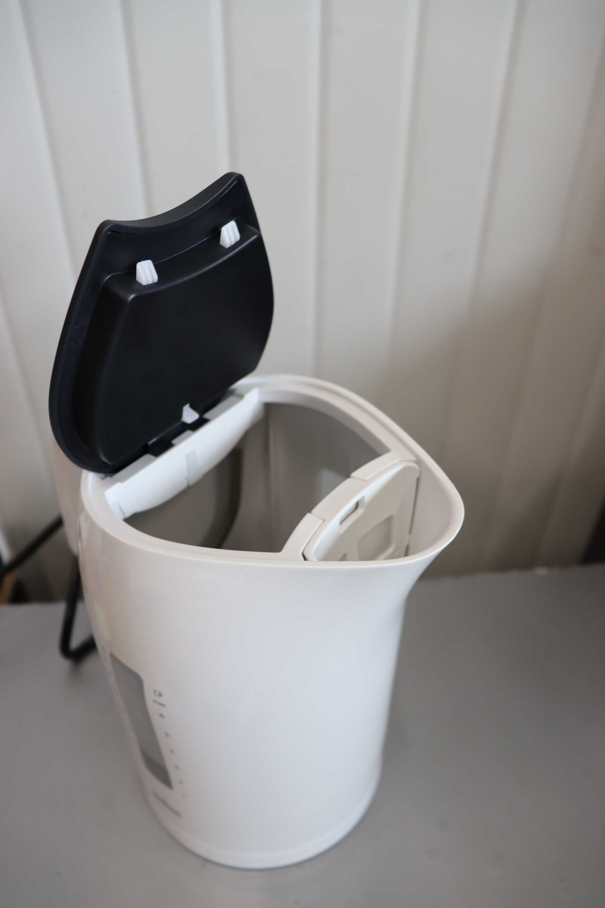 Braun PurEase WK 3110 – електрическа кана 1.7 L