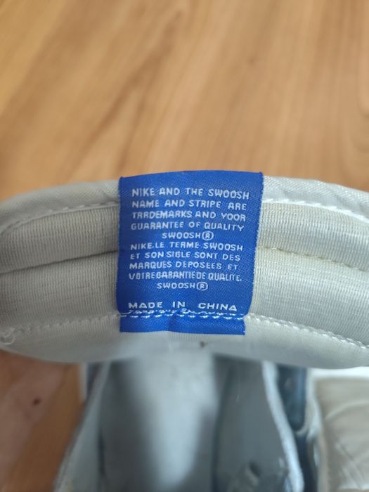 jordan 1 hyper royal