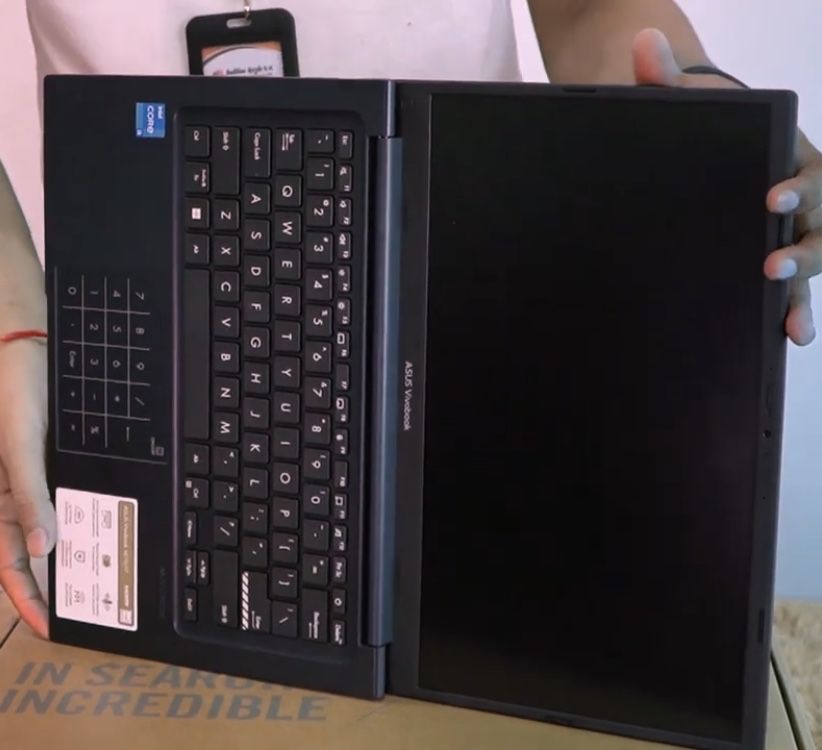 Asus vivobook x1404z