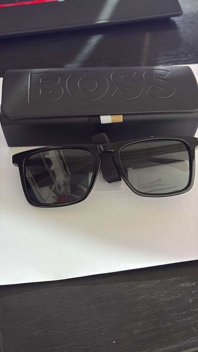 Ochelari de soare barbati Hugo Boss 1082/S/IT, Rama Neagra