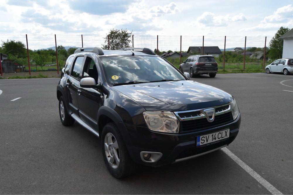 Vând Dacia Duster An 2010