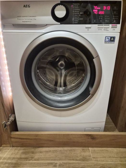 Пералня AEG модел  L6SE27SE , 7 кг. , 1200 об. Slim 50 см.