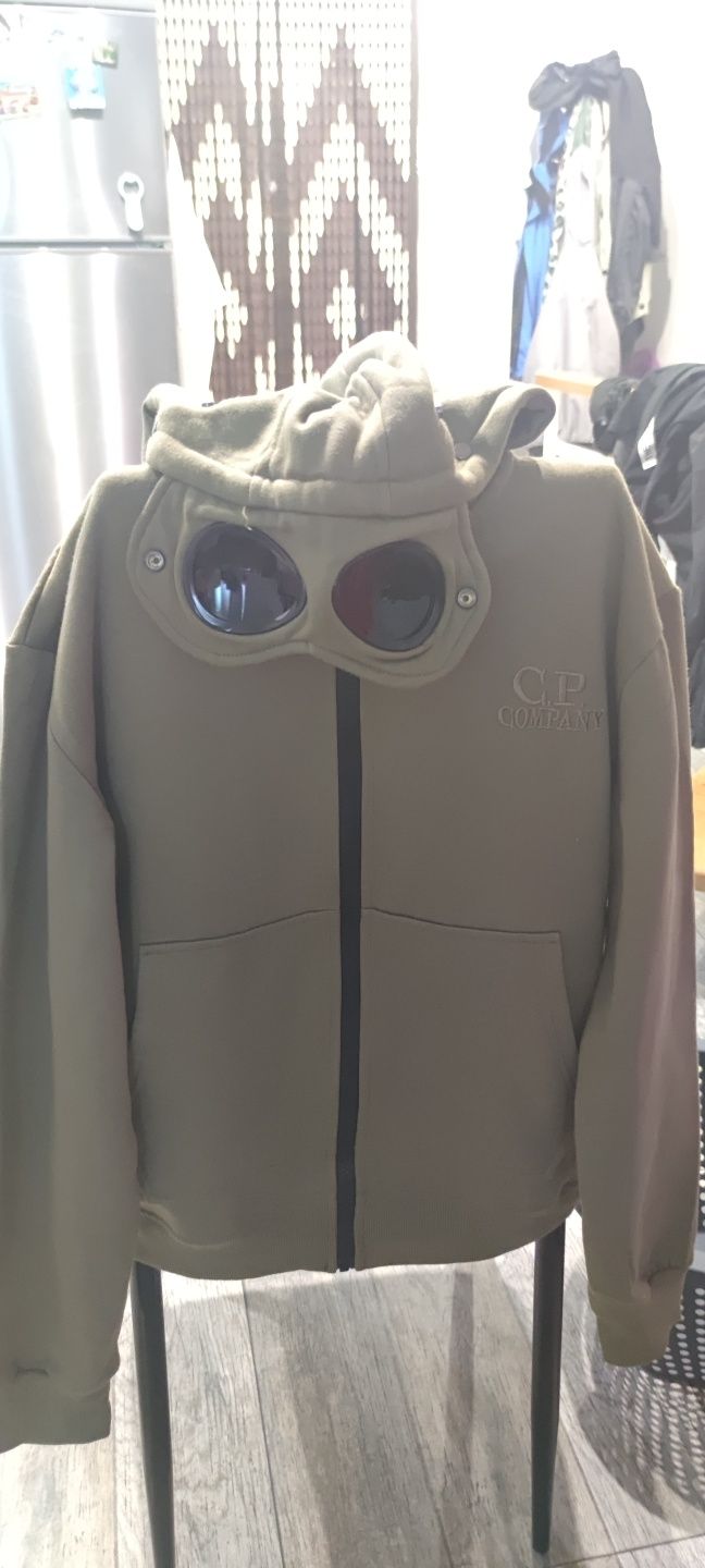C.P company zip up hoodie суичер М