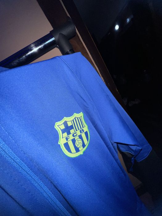 Футболни екипи