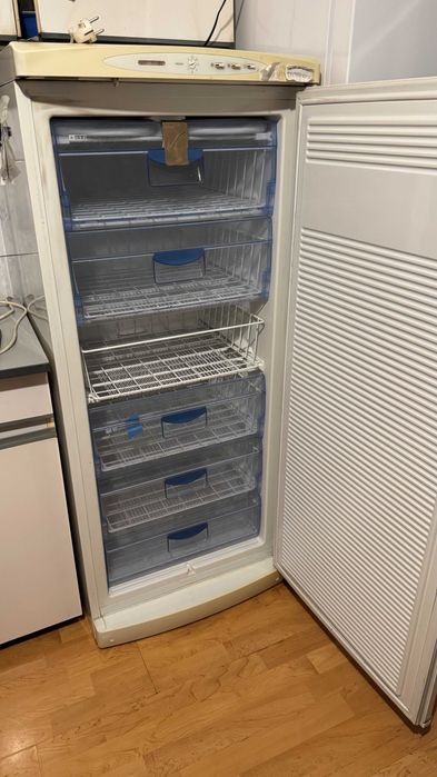 Вертикален фризер Gorenje