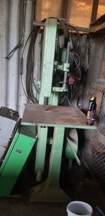 Diferite tipuri masini tamplarie
