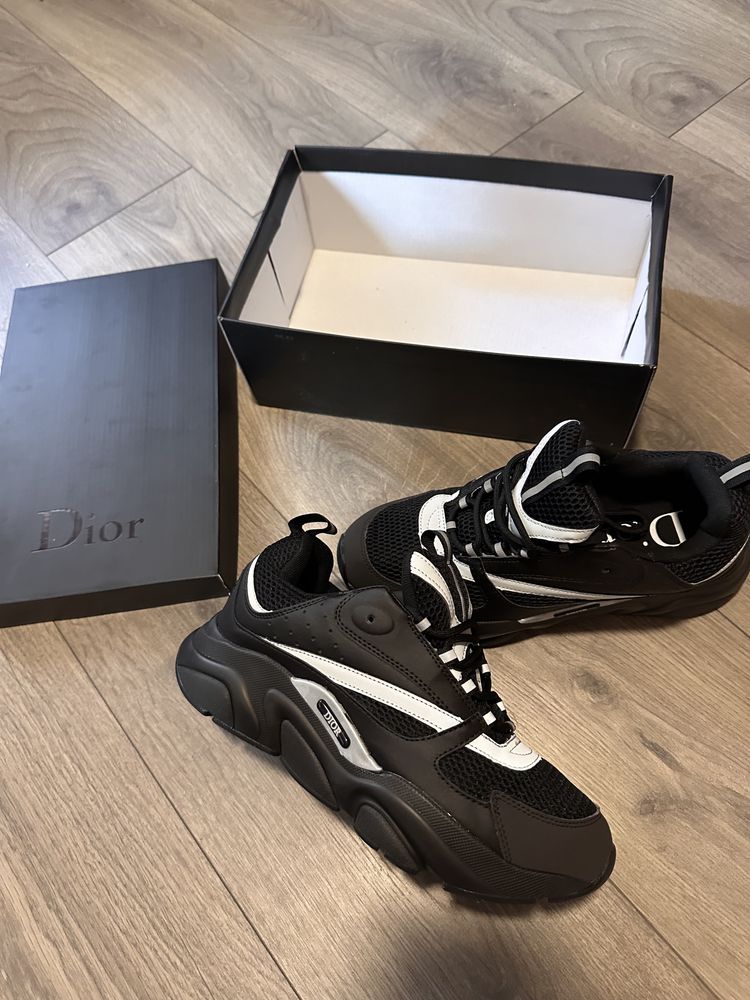 Dior B22 Premium