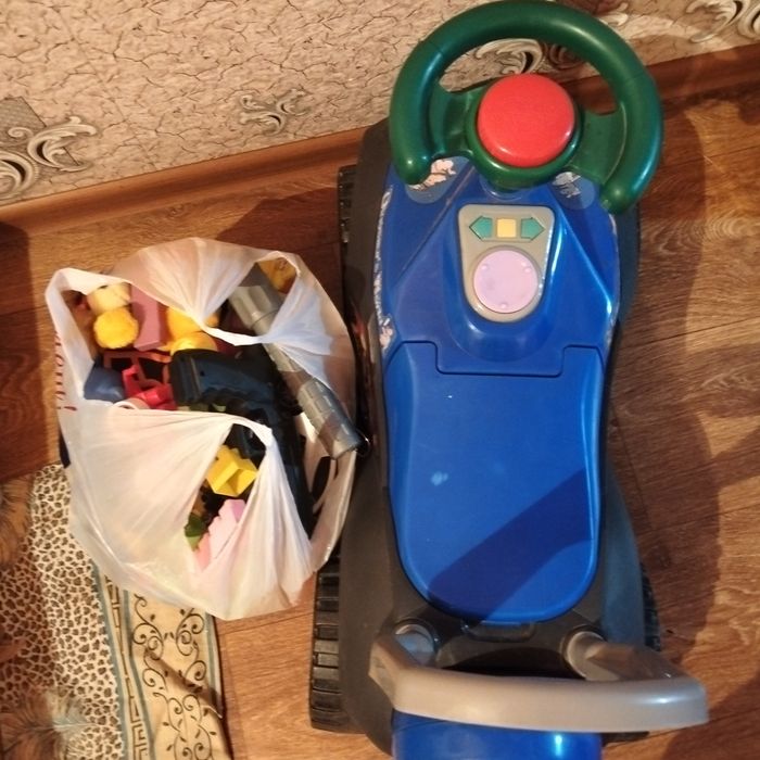 Детские игрушки хорошо состоянии