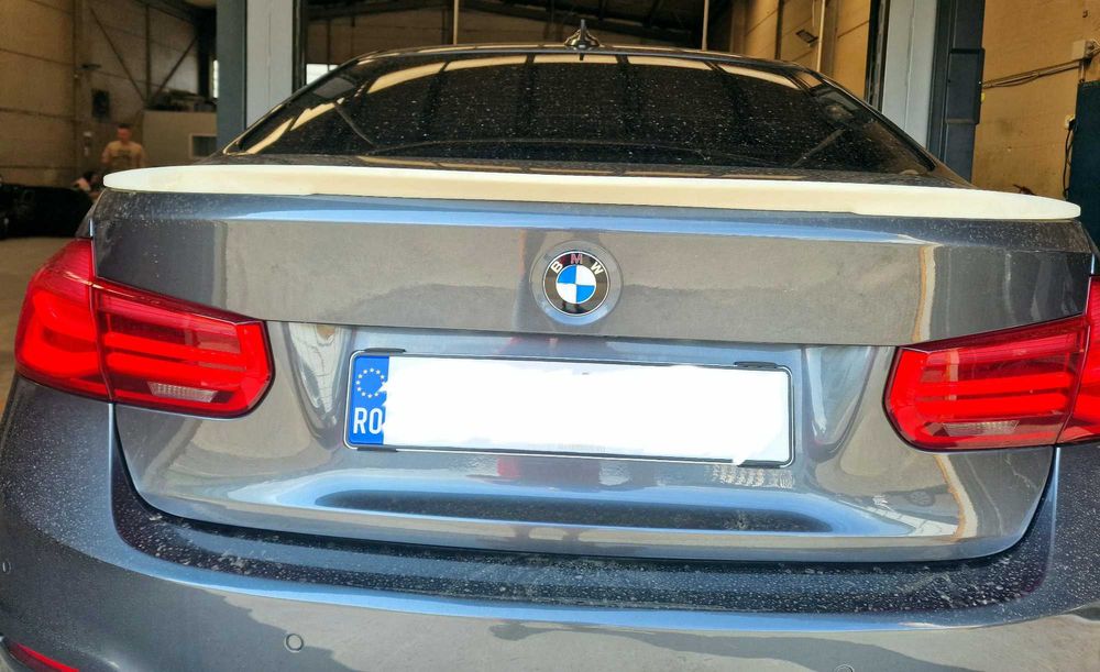 Spoiler/Eleron Portbagaj dedicat BMW F30