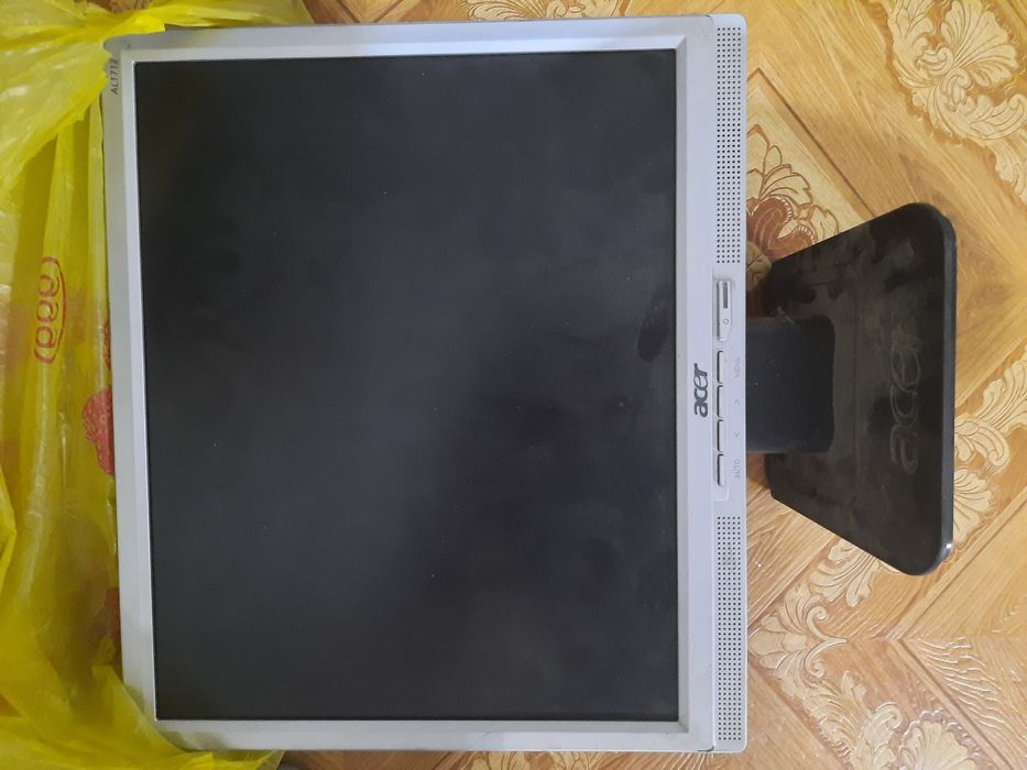 Монитор Acer 17 дюймов