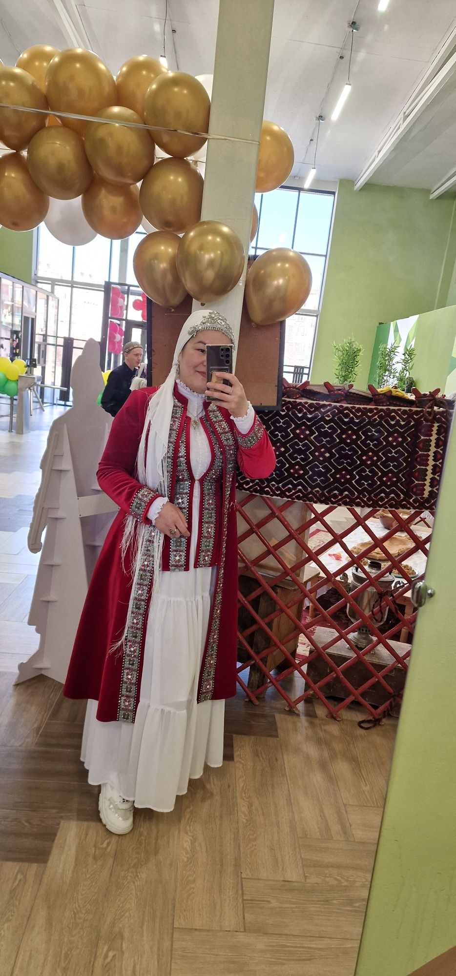 Продаётся платья, бешпент, қажекей